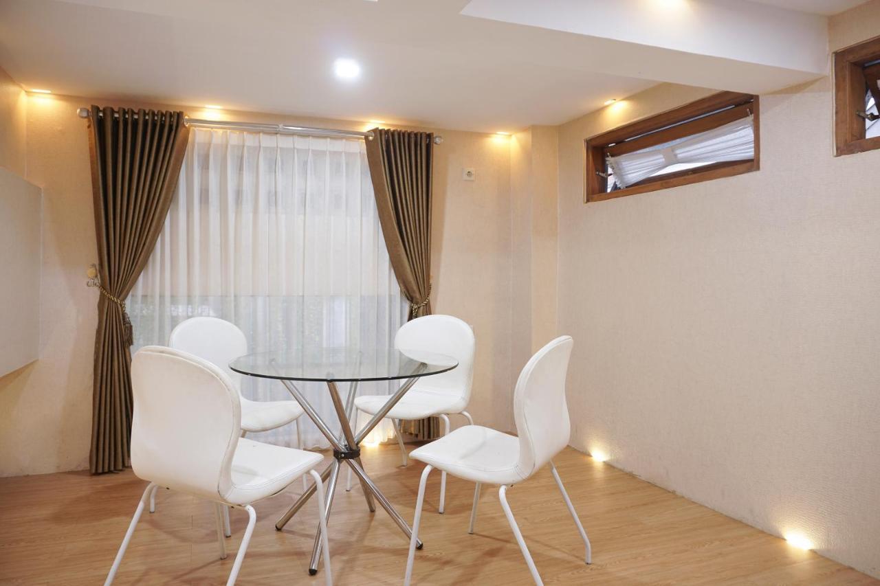 Super Oyo 444 Rafitha Homestay Baturetno Exteriér fotografie