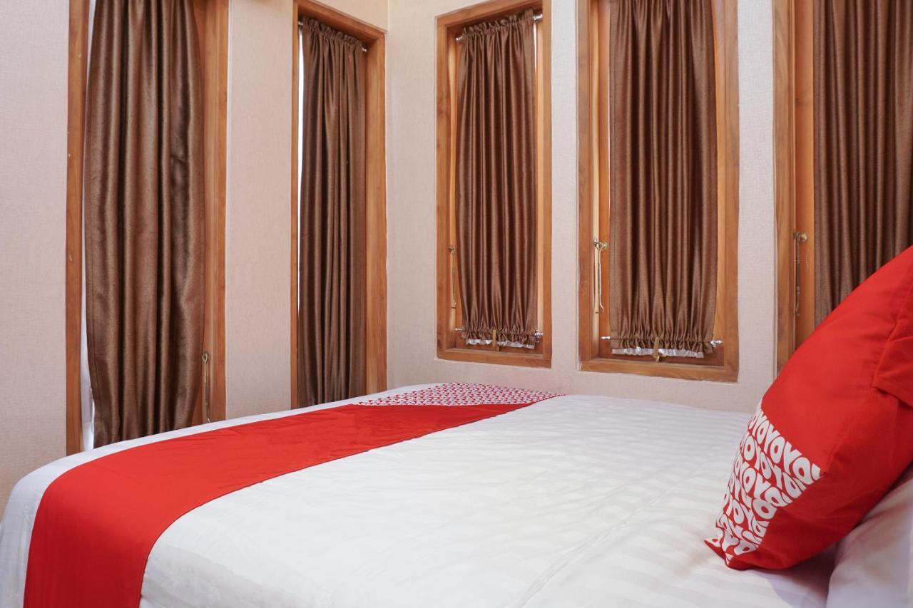 Super Oyo 444 Rafitha Homestay Baturetno Exteriér fotografie